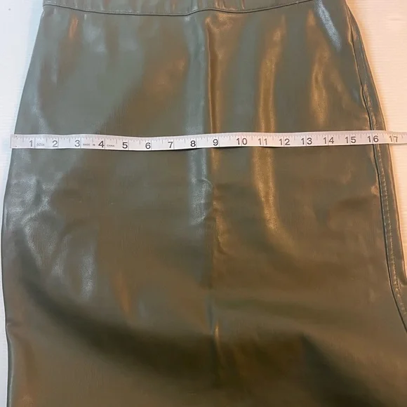 Brochu Walker Olive Green Vegan Leather Pencil Skirt Size S - Picture 7 of 11